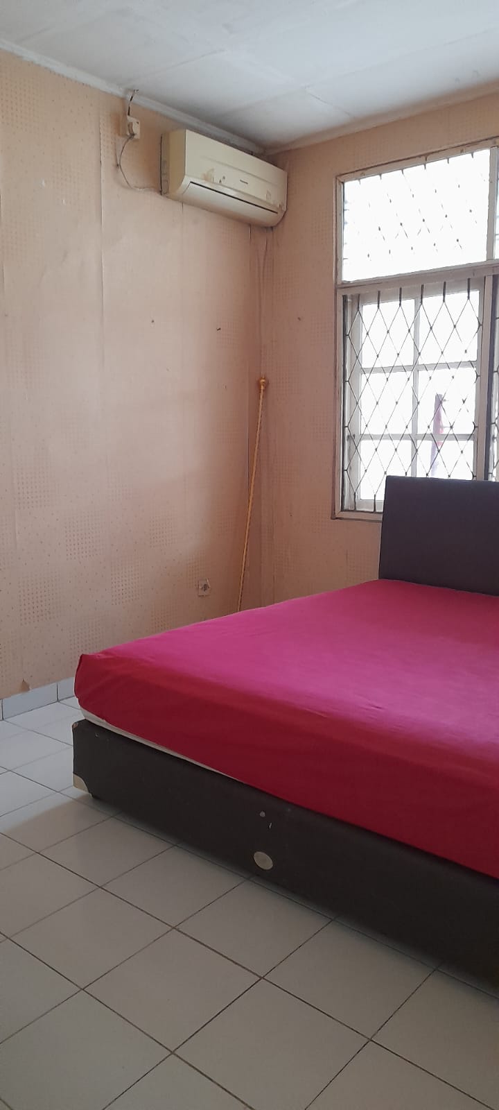 Rumah Disewakan Di Meadow Green Lippo Cikarang